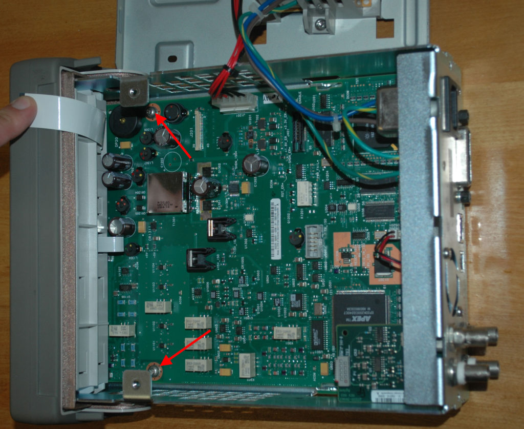 Cleaning the encoders in Agilent 33220A Function Generators | D'Asaro